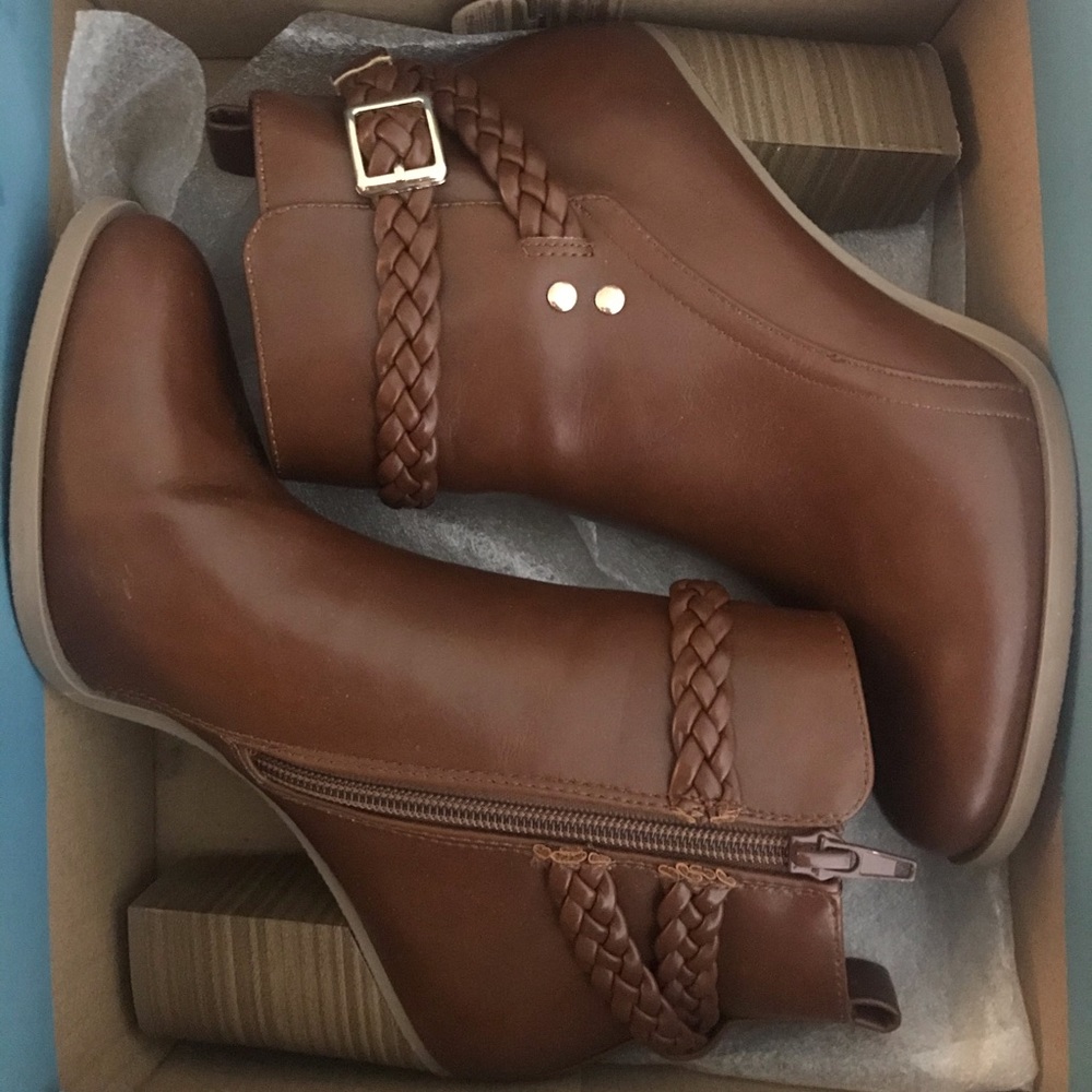 Beautiful brown boots